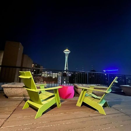 Cozy Downtown Condo Retreat With Space Needle View 시애틀 외부 사진