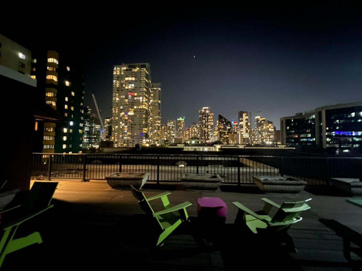 Cozy Downtown Condo Retreat With Space Needle View 시애틀 외부 사진