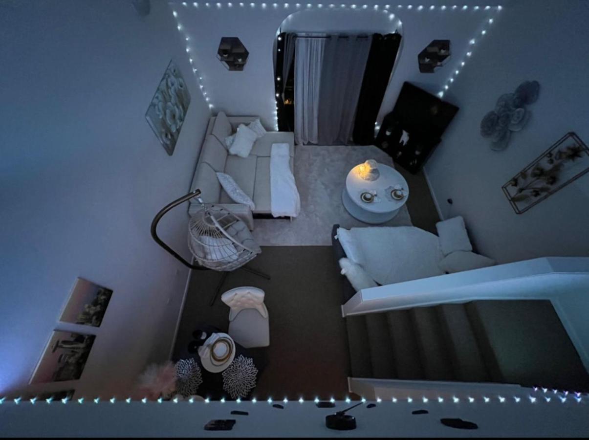 Cozy Downtown Condo Retreat With Space Needle View 시애틀 외부 사진